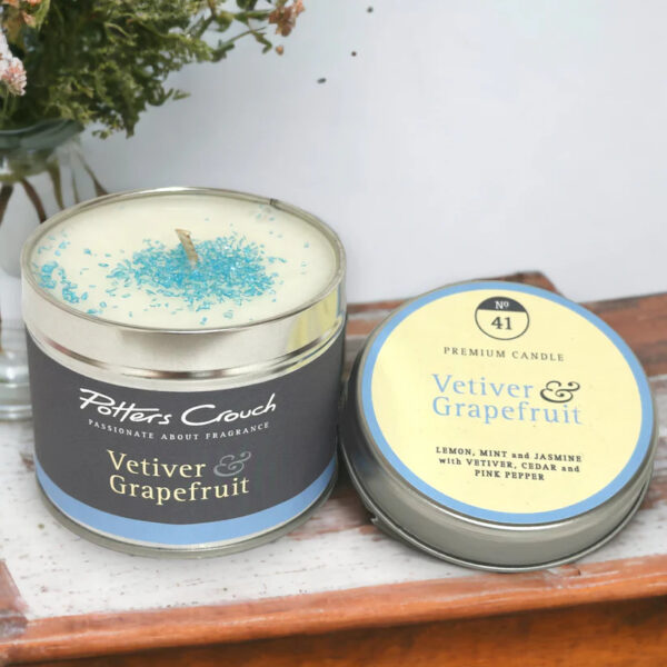 Vetiver and Grapefruit tin candle